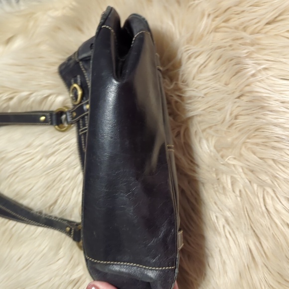 Black leather Etienne Aigner Purse - Picture 5 of 14